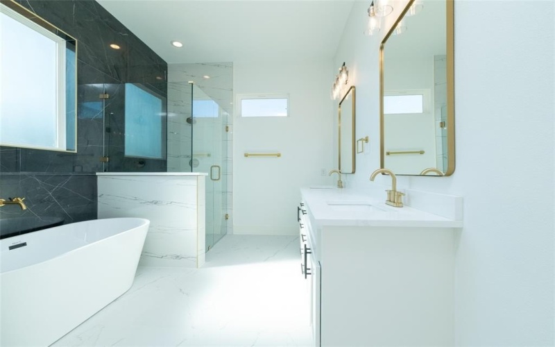 948 County Road 414, Cleburne, TX 76031, 4 Bedrooms Bedrooms, ,3 BathroomsBathrooms,Residential,For Sale,948 County Road 414,0,21195112