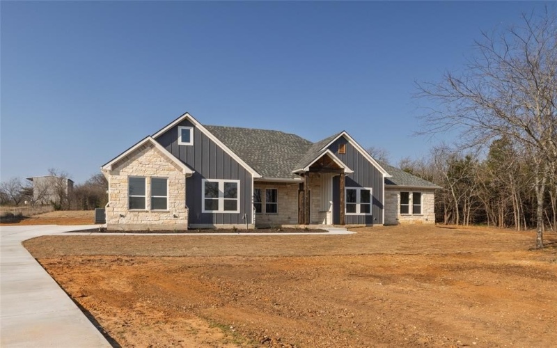 948 County Road 414, Cleburne, TX 76031, 4 Bedrooms Bedrooms, ,3 BathroomsBathrooms,Residential,For Sale,948 County Road 414,0,21195112