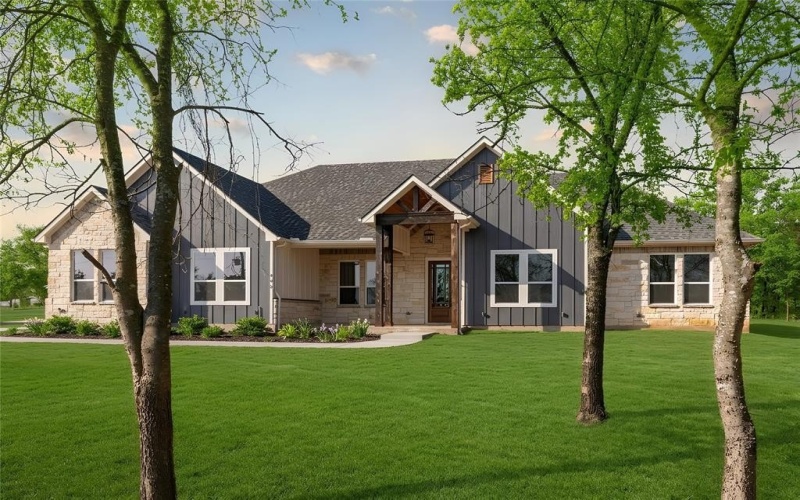 948 County Road 414, Cleburne, TX 76031, 4 Bedrooms Bedrooms, ,3 BathroomsBathrooms,Residential,For Sale,948 County Road 414,0,21195112