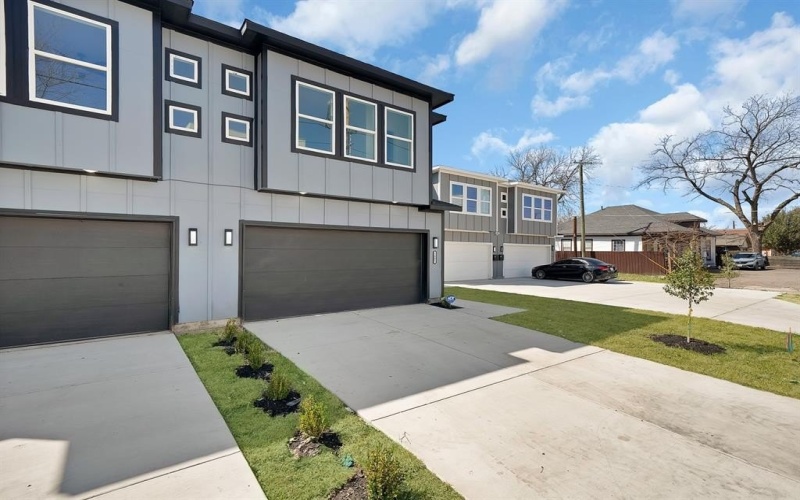 1407 Barry Avenue, Dallas, TX 75523, 3 Bedrooms Bedrooms, ,2 BathroomsBathrooms,Residential Multi Family,For Sale,1407 Barry Avenue,0,21195247