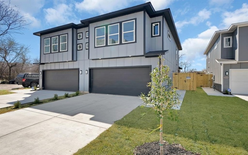 1407 Barry Avenue, Dallas, TX 75523, 3 Bedrooms Bedrooms, ,2 BathroomsBathrooms,Residential Multi Family,For Sale,1407 Barry Avenue,0,21195247