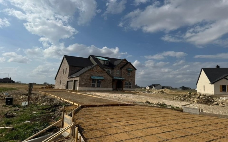 2209 Continent Court, Krum, TX 76249, 4 Habitaciones Habitaciones , ,3 BañosBaños,Residential,En Venta,2209 Continent Court,0,21195440