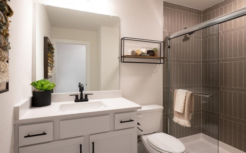 605 Aberdeen Lane, Mansfield, TX 76063, 4 Bedrooms Bedrooms, ,3 BathroomsBathrooms,Residential,For Sale,605 Aberdeen Lane,0,21195455