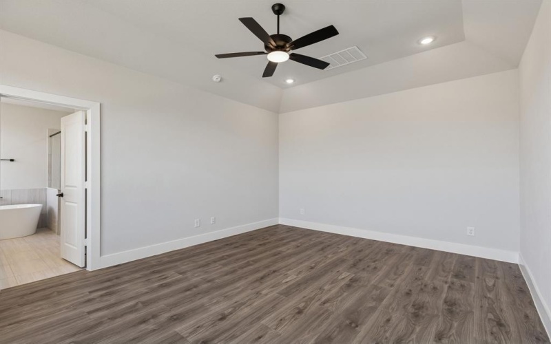 4551 Night Hawk Trail, Waxahachie, TX 75165, 4 Habitaciones Habitaciones , ,3 BañosBaños,Residential,En Venta,4551 Night Hawk Trail,0,21195514