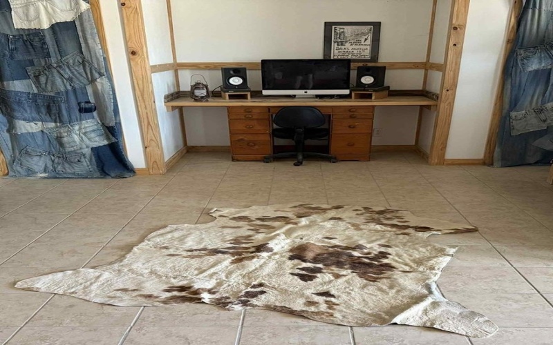 2727 Terlingua Ranch Rd, Terlingua, TX 79852, 3 Bedrooms Bedrooms, ,Residential,For Sale,2727 Terlingua Ranch Rd,0,167842