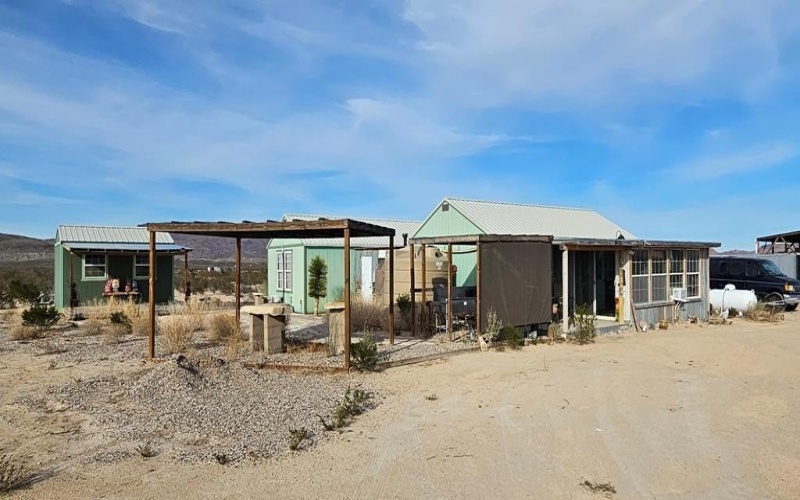 2727 Terlingua Ranch Rd, Terlingua, TX 79852, 3 Bedrooms Bedrooms, ,Residential,For Sale,2727 Terlingua Ranch Rd,0,167842