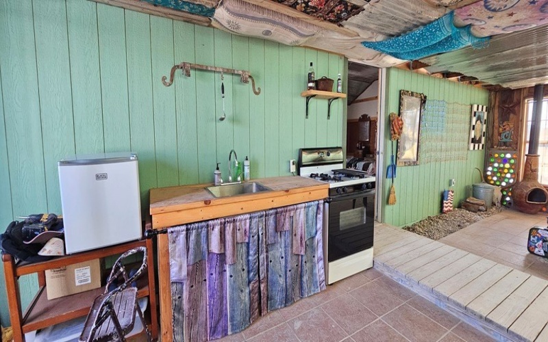 2727 Terlingua Ranch Rd, Terlingua, TX 79852, 3 Bedrooms Bedrooms, ,Residential,For Sale,2727 Terlingua Ranch Rd,0,167842