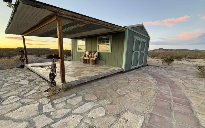 2727 Terlingua Ranch Rd, Terlingua, TX 79852, 3 Bedrooms Bedrooms, ,Residential,For Sale,2727 Terlingua Ranch Rd,0,167842