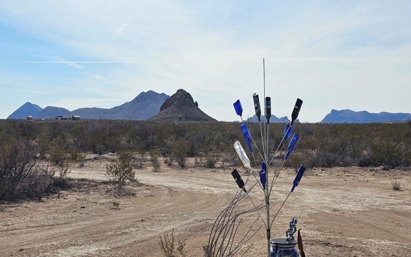 2727 Terlingua Ranch Rd, Terlingua, TX 79852, 3 Bedrooms Bedrooms, ,Residential,For Sale,2727 Terlingua Ranch Rd,0,167842