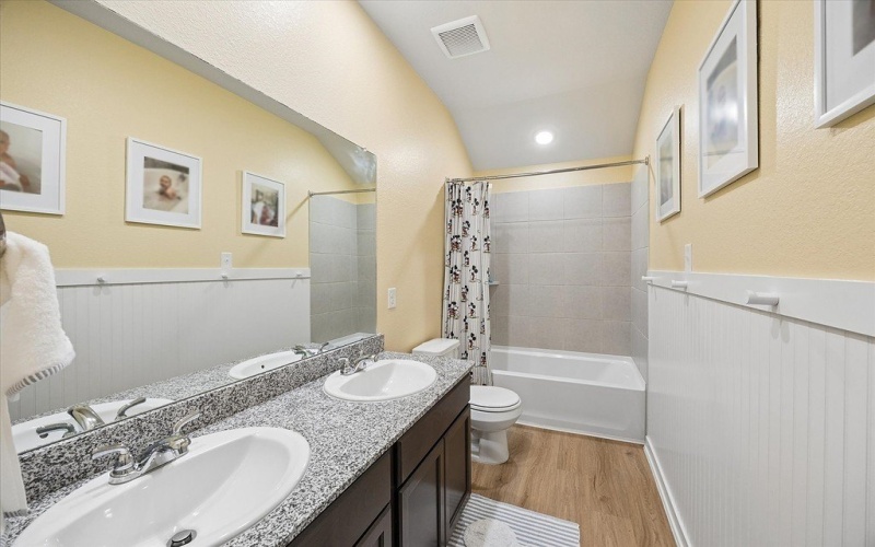 1099 Lilly Ln, Bellville, TX 77418, 5 Bedrooms Bedrooms, ,2 BathroomsBathrooms,Residential,For Sale,1099 Lilly Ln,0,155267