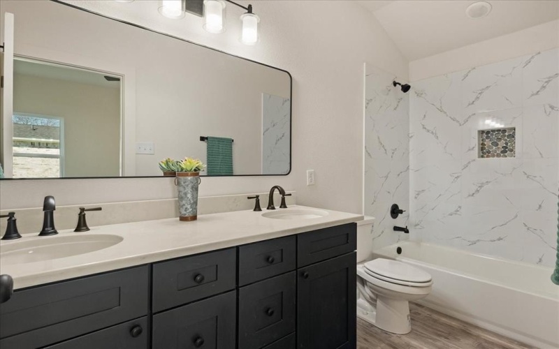 200 Gladys Street, Lone Oak, TX 75453, 3 Bedrooms Bedrooms, ,2 BathroomsBathrooms,Residential,For Sale,200 Gladys Street,0,21194037