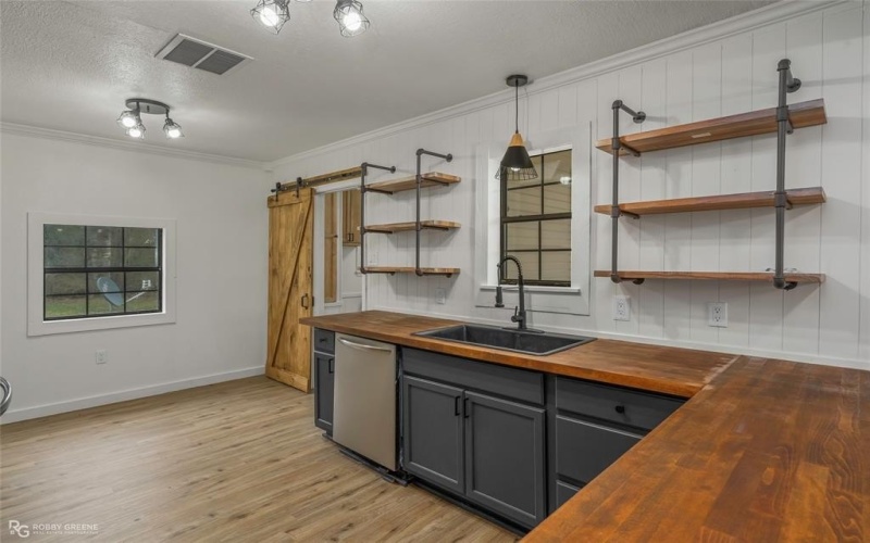 16242 Highway 157, Benton, LA 71006, 3 Bedrooms Bedrooms, ,1 BathroomBathrooms,Residential,For Sale,16242 Highway 157,0,21194441