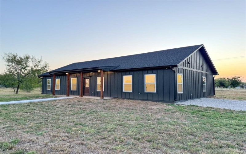 709 Harris Street, Cisco, TX 76437, 3 Habitaciones Habitaciones , ,2 BañosBaños,Residential,En Venta,709 Harris Street,0,20675588
