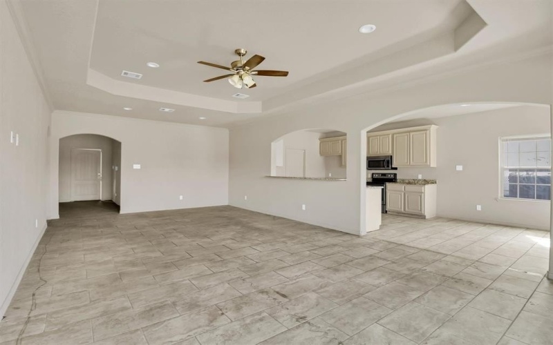 2923 E Pepperidge Drive, Lancaster, TX 75134, 3 Bedrooms Bedrooms, ,2 BathroomsBathrooms,Residential,For Sale,2923 E Pepperidge Drive,0,21194486