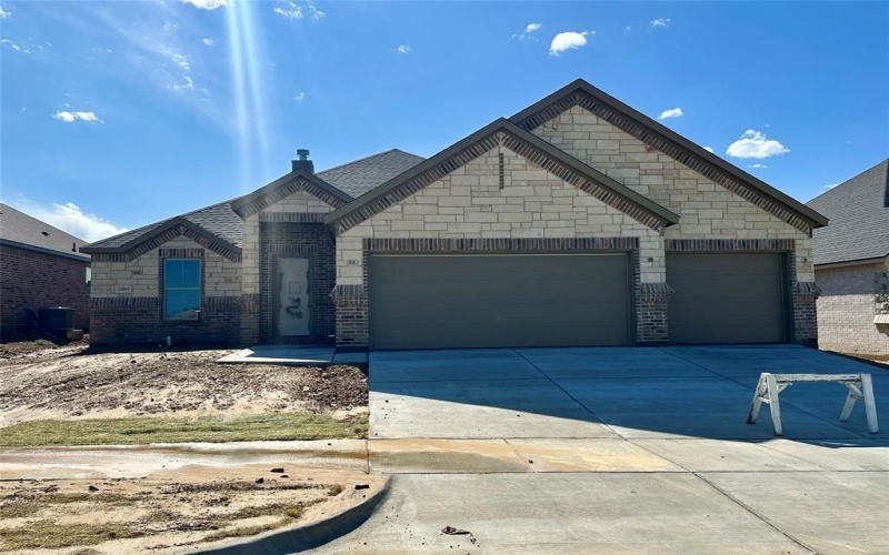 2005 Belle Lagos Lane, Cleburne, TX 76033, 4 Bedrooms Bedrooms, ,2 BathroomsBathrooms,Residential,For Sale,2005 Belle Lagos Lane,0,21194515