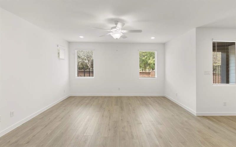 2553 Lost Maples Lane, Dallas, TX 75228, 3 Bedrooms Bedrooms, ,2 BathroomsBathrooms,Residential,For Sale,2553 Lost Maples Lane,0,21194562