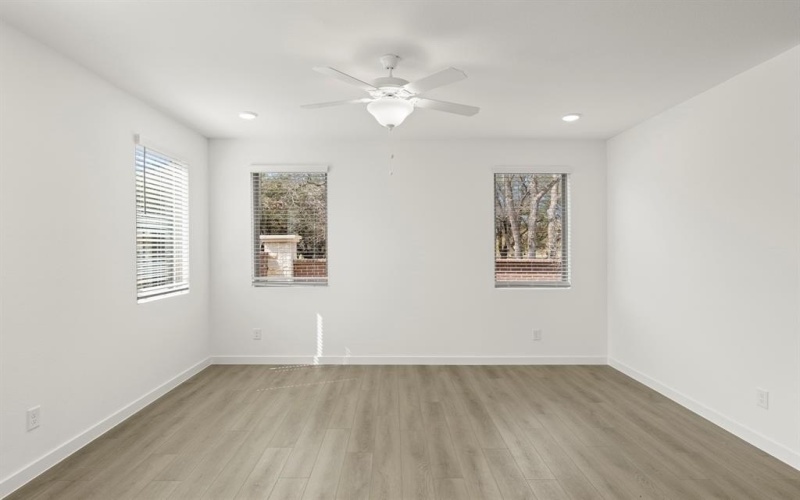 2557 Lost Maples Lane, Dallas, TX 75228, 3 Bedrooms Bedrooms, ,2 BathroomsBathrooms,Residential,For Sale,2557 Lost Maples Lane,0,21194585