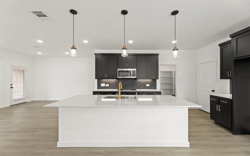 2557 Lost Maples Lane, Dallas, TX 75228, 3 Bedrooms Bedrooms, ,2 BathroomsBathrooms,Residential,For Sale,2557 Lost Maples Lane,0,21194585