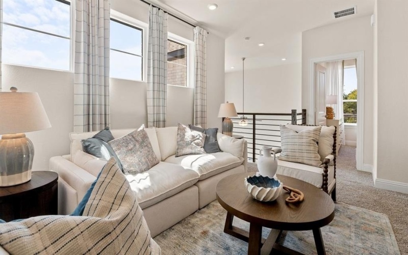 711 Oakridge Trail, Richardson, TX 75080, 4 Bedrooms Bedrooms, ,3 BathroomsBathrooms,Residential,For Sale,711 Oakridge Trail,0,21194641