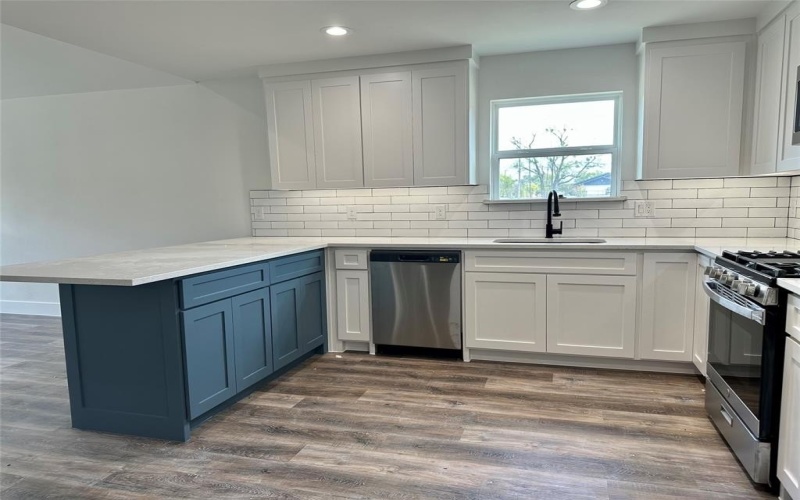 803 Sam Houston Street, Rockwall, TX 75087, 3 Habitaciones Habitaciones , ,2 BañosBaños,Residential,En Venta,803 Sam Houston Street,0,21194736