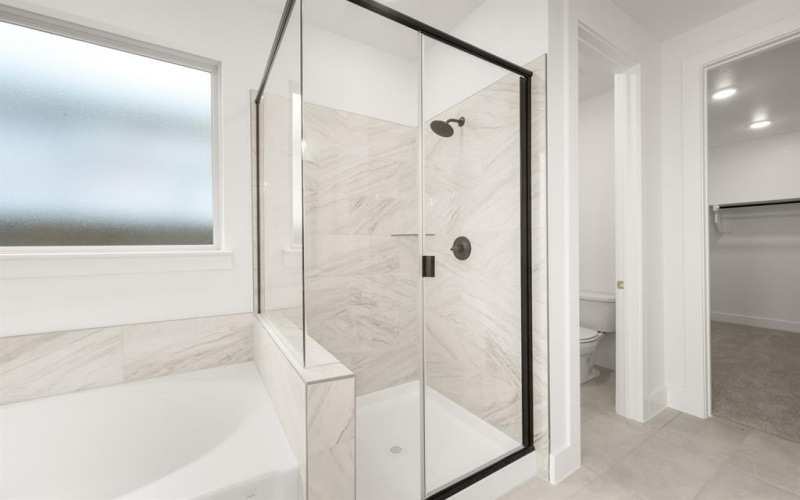 7424 Autumn Hill Drive, Denton, TX 76249, 3 Habitaciones Habitaciones , ,2 BañosBaños,Residential,En Venta,7424 Autumn Hill Drive,0,21194755