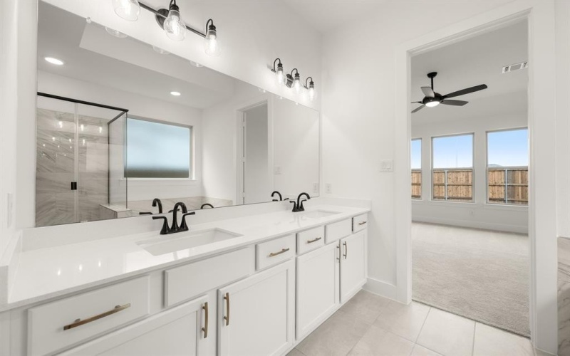 7424 Autumn Hill Drive, Denton, TX 76249, 3 Habitaciones Habitaciones , ,2 BañosBaños,Residential,En Venta,7424 Autumn Hill Drive,0,21194755