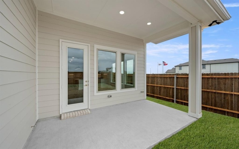 7424 Autumn Hill Drive, Denton, TX 76249, 3 Habitaciones Habitaciones , ,2 BañosBaños,Residential,En Venta,7424 Autumn Hill Drive,0,21194755