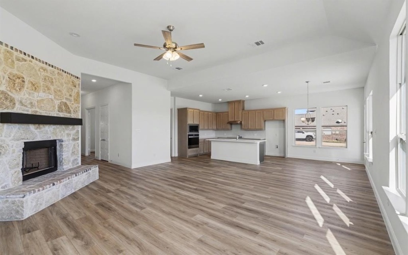 6009 Amber, Sanger, TX 76266, 4 Habitaciones Habitaciones , ,2 BañosBaños,Residential,En Venta,6009 Amber,0,21194836