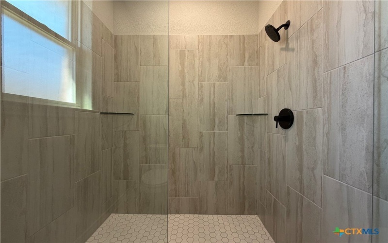 3008 Seeker Street, Killeen, TX 76549, 5 Bedrooms Bedrooms, ,2 BathroomsBathrooms,Residential,For Sale,3008 Seeker Street,0,605677