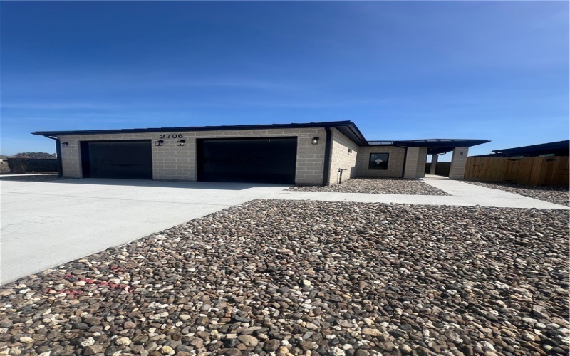 2706 Grace unit: A, Corpus Christi, TX 78414, 3 Bedrooms Bedrooms, ,2 BathroomsBathrooms,Residential Multi Family,For Sale,2706 Grace unit: A,0,472546