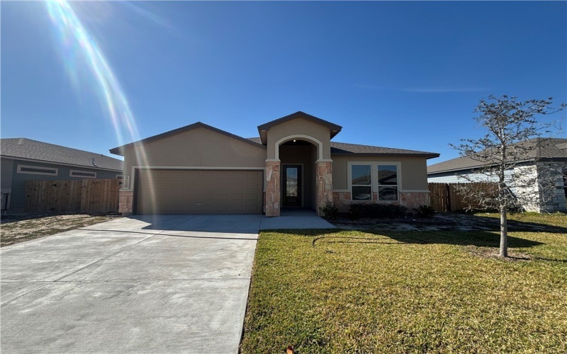 112 Guadalupe Palm Circle, Portland, TX 78374, 3 Bedrooms Bedrooms, ,2 BathroomsBathrooms,Residential,For Sale,112 Guadalupe Palm Circle,0,472579