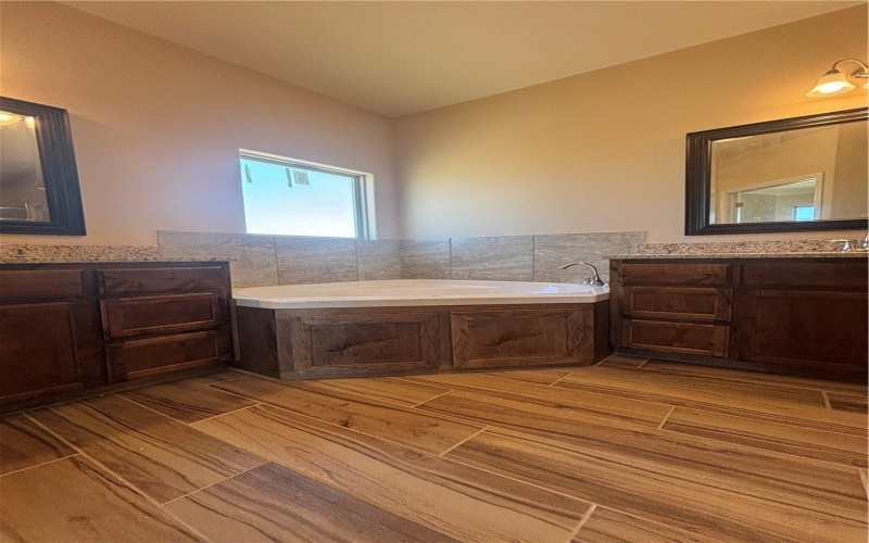 3206 Anchorage Drive, Corpus Christi, TX 78414, 4 Habitaciones Habitaciones , ,3 BañosBaños,Residential,En Venta,3206 Anchorage Drive,0,472586