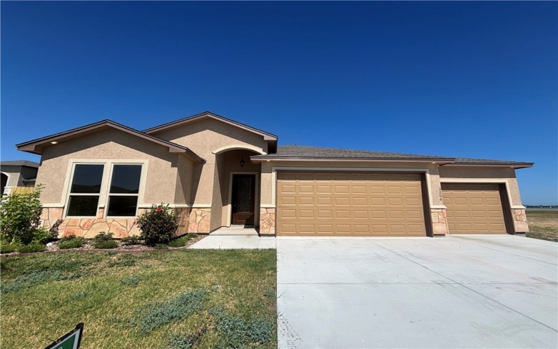 3206 Anchorage Drive, Corpus Christi, TX 78414, 4 Habitaciones Habitaciones , ,3 BañosBaños,Residential,En Venta,3206 Anchorage Drive,0,472586