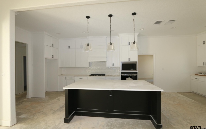 11786 Jayden Lane, Tyler, TX 75703, 3 Bedrooms Bedrooms, ,2 BathroomsBathrooms,Residential,For Sale,11786 Jayden Lane,0,26002972