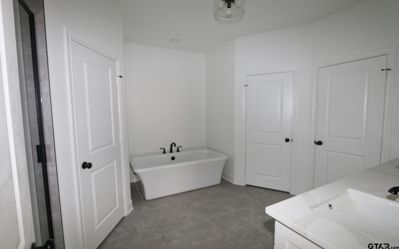 11786 Jayden Lane, Tyler, TX 75703, 3 Bedrooms Bedrooms, ,2 BathroomsBathrooms,Residential,For Sale,11786 Jayden Lane,0,26002972