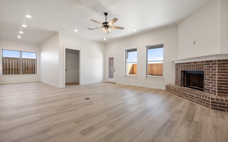 2912 Sunflower Avenue, Wolfforth, TX 79382, 4 Bedrooms Bedrooms, ,3 BathroomsBathrooms,Residential,For Sale,2912 Sunflower Avenue,0,202602769