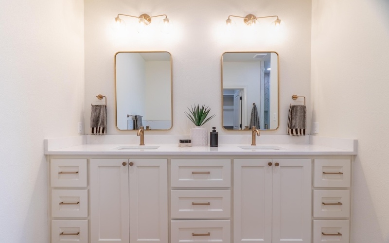 705 E 14th Street, Wolfforth, TX 79382, 4 Bedrooms Bedrooms, ,2 BathroomsBathrooms,Residential,For Sale,705 E 14th Street,0,202602783