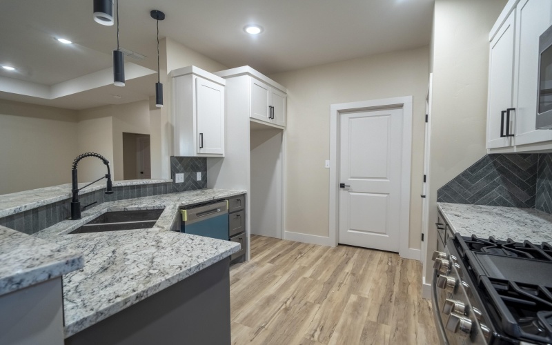 6902 16th Street, Lubbock, TX 79416, 4 Habitaciones Habitaciones , ,2 BañosBaños,Residential,En Venta,6902 16th Street,0,202602788