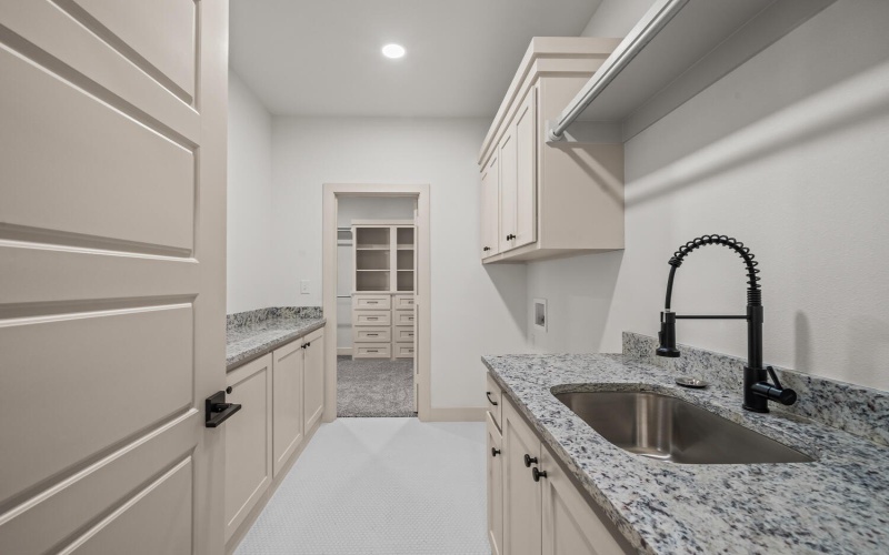 5513 County Road 6100, Lubbock, TX 79415, 3 Bedrooms Bedrooms, ,2 BathroomsBathrooms,Residential,For Sale,5513 County Road 6100,0,202602803