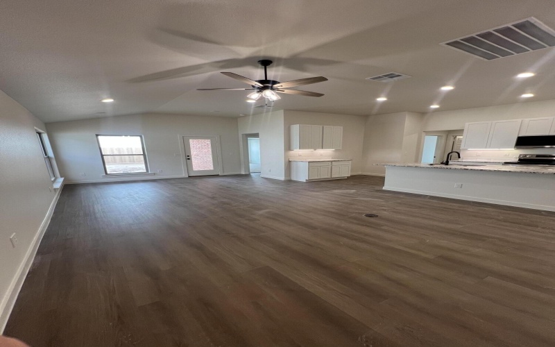 3105 140th Street, Lubbock, TX 79423, 4 Bedrooms Bedrooms, ,2 BathroomsBathrooms,Residential,For Sale,3105 140th Street,0,202602815