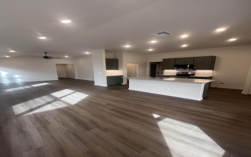 3111 140th Street, Lubbock, TX 79423, 4 Bedrooms Bedrooms, ,2 BathroomsBathrooms,Residential,For Sale,3111 140th Street,0,202602823