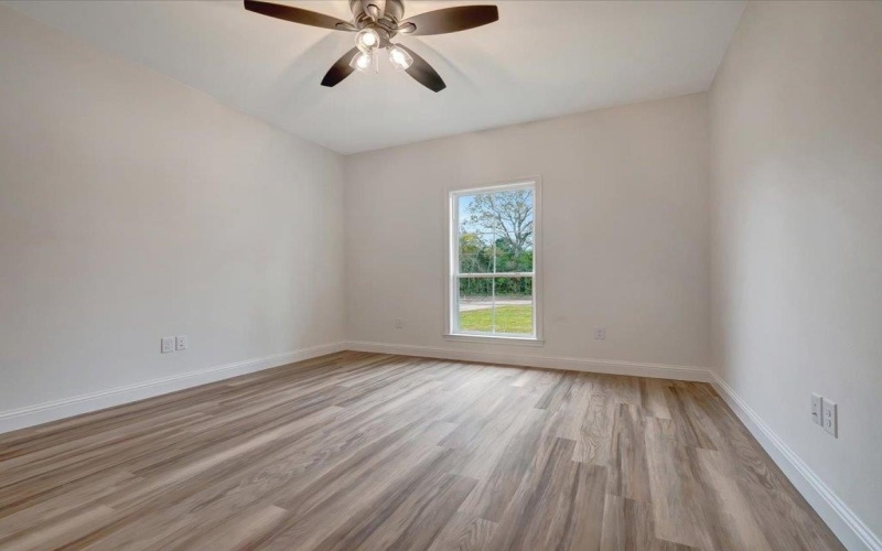 335 Ralph Nerren Rd, Huntington, TX 75949, 3 Bedrooms Bedrooms, ,2 BathroomsBathrooms,Residential,For Sale,335 Ralph Nerren Rd,0,65106064