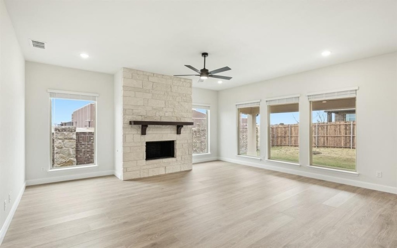 928 Split Oak Lane, Anna, TX 75409, 3 Bedrooms Bedrooms, ,2 BathroomsBathrooms,Residential,For Sale,928 Split Oak Lane,20676608