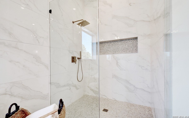 701 Highland Meadows, Bandera, TX 78003, 4 Habitaciones Habitaciones , ,3 BañosBaños,Residential,En Venta,701 Highland Meadows,0,1945321