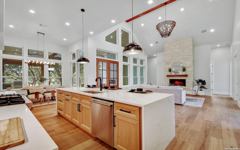 701 Highland Meadows, Bandera, TX 78003, 4 Habitaciones Habitaciones , ,3 BañosBaños,Residential,En Venta,701 Highland Meadows,0,1945321