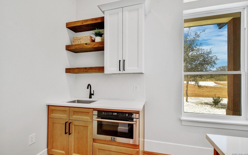 701 Highland Meadows, Bandera, TX 78003, 4 Habitaciones Habitaciones , ,3 BañosBaños,Residential,En Venta,701 Highland Meadows,0,1945321