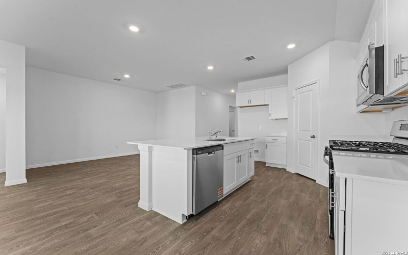 265 Denali, Kyle, TX 78640, 4 Habitaciones Habitaciones , ,2 BañosBaños,Residential,En Venta,265 Denali,0,1945447