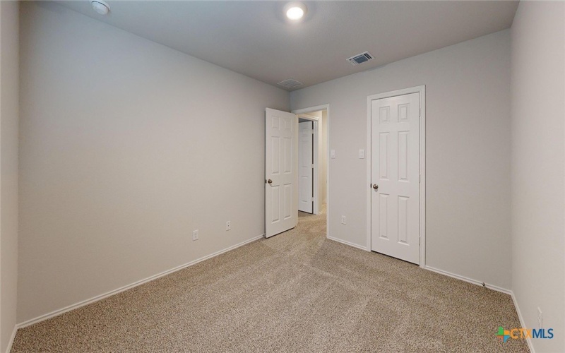 329 Dobson Drive, Killeen, TX 76549, 4 Habitaciones Habitaciones , ,2 BañosBaños,Residential,En Venta,329 Dobson Drive,0,606024