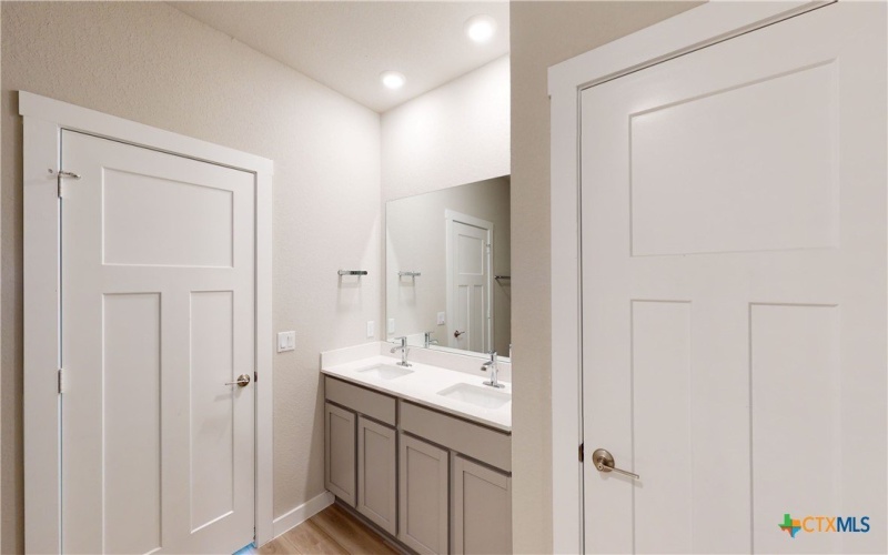 333 Dobson Drive, Killeen, TX 76549, 3 Habitaciones Habitaciones , ,2 BañosBaños,Residential,En Venta,333 Dobson Drive,0,606032