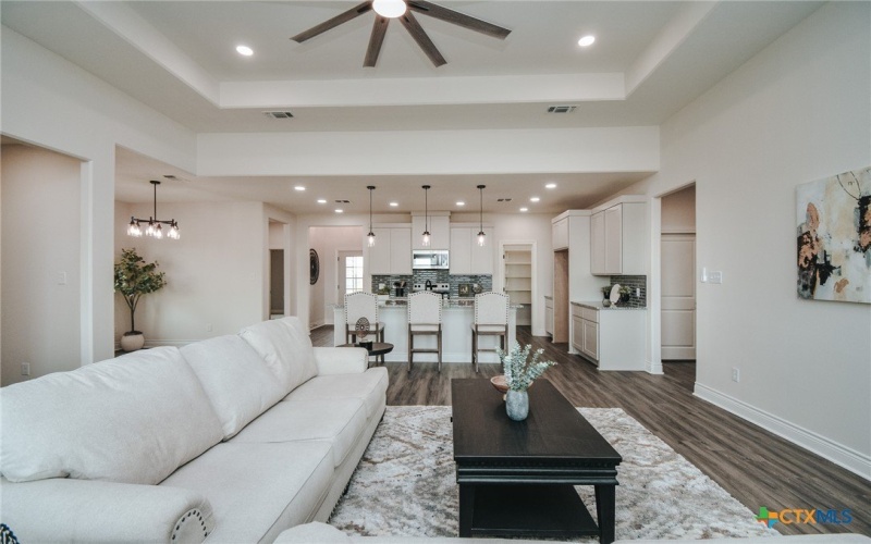 321 Whitetail Lane, Victoria, TX 77905, 3 Habitaciones Habitaciones , ,3 BañosBaños,Residential,En Venta,321 Whitetail Lane,0,606059